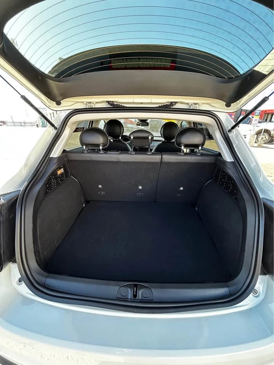 2023 Fiat 500 - Image 6 of 20