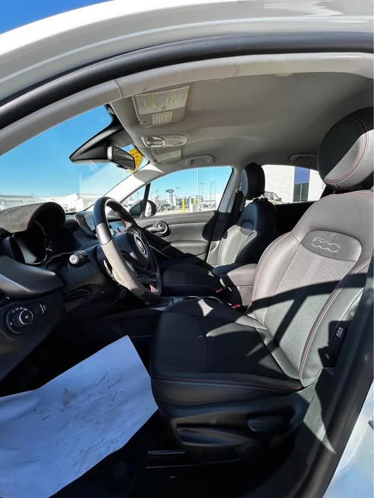2023 Fiat 500 - Image 11 of 20