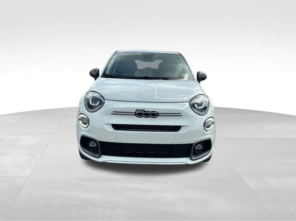 2023 Fiat 500 - Image 2 of 12