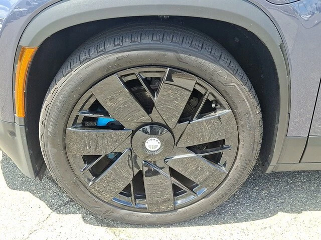 2023 Fisker Ocean - Image 15 of 15