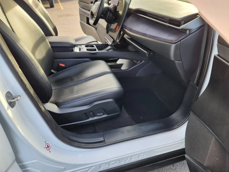 2023 Fisker Ocean - Image 9 of 17