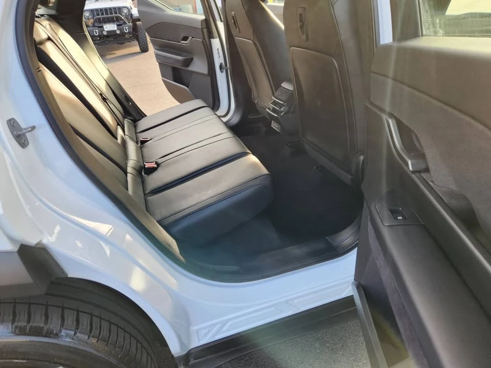2023 Fisker Ocean - Image 10 of 17