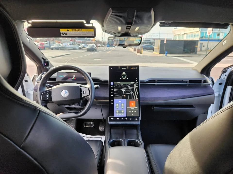 2023 Fisker Ocean - Image 13 of 17