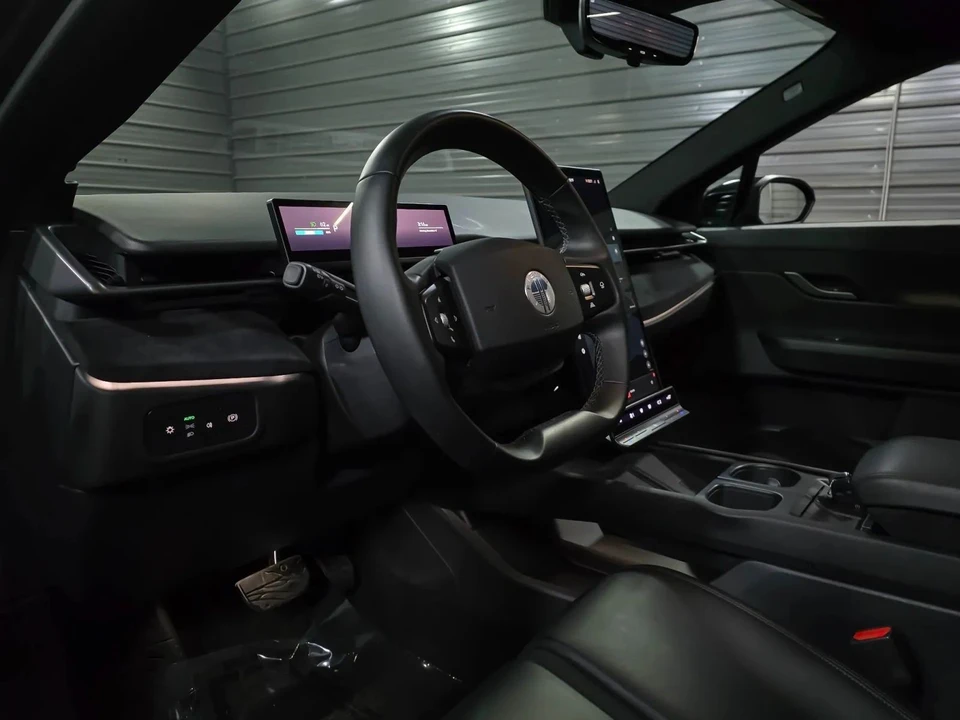 2023 Fisker Ocean - Image 10 of 12