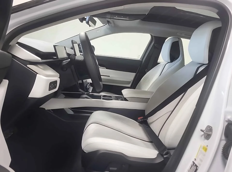 2023 Fisker Ocean - Image 9 of 12
