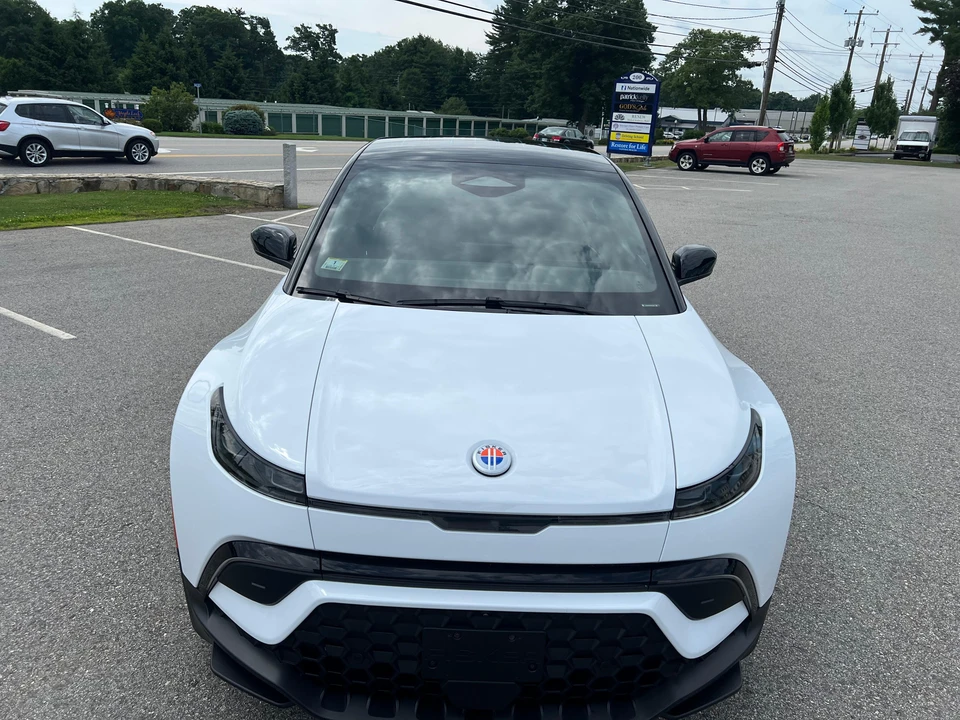 2023 Fisker Ocean - Image 9 of 31