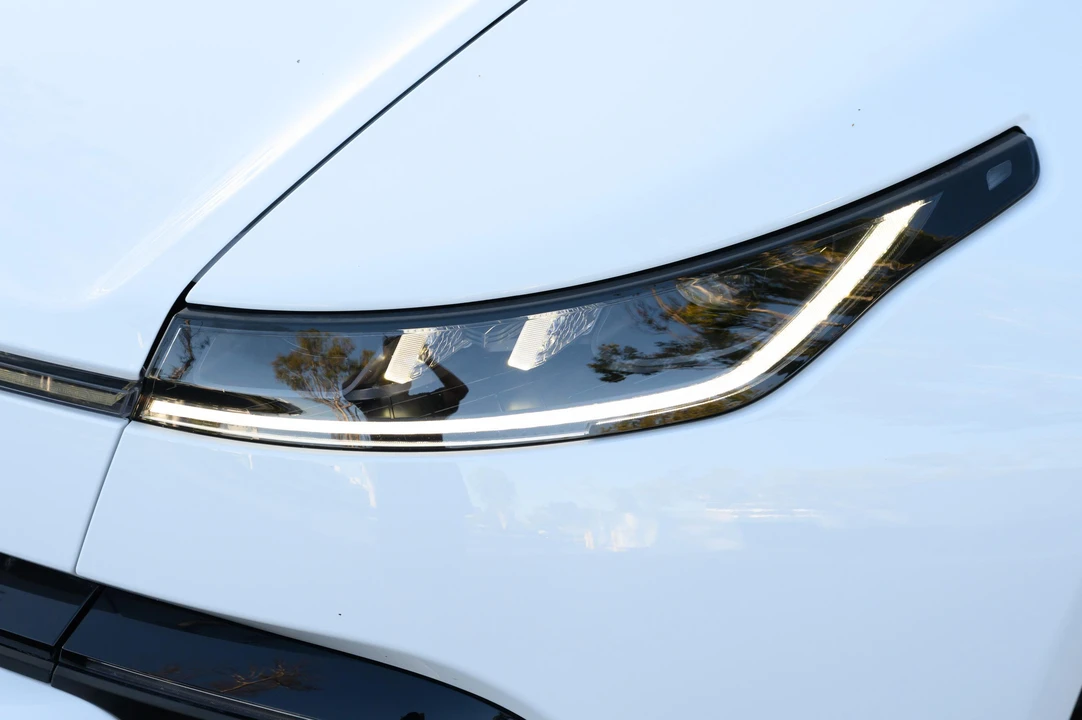 2023 Fisker Ocean - Image 28 of 31