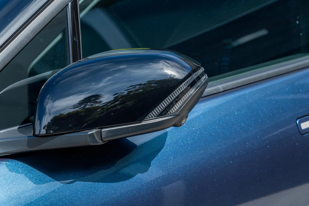 2023 Fisker Ocean - Image 27 of 31
