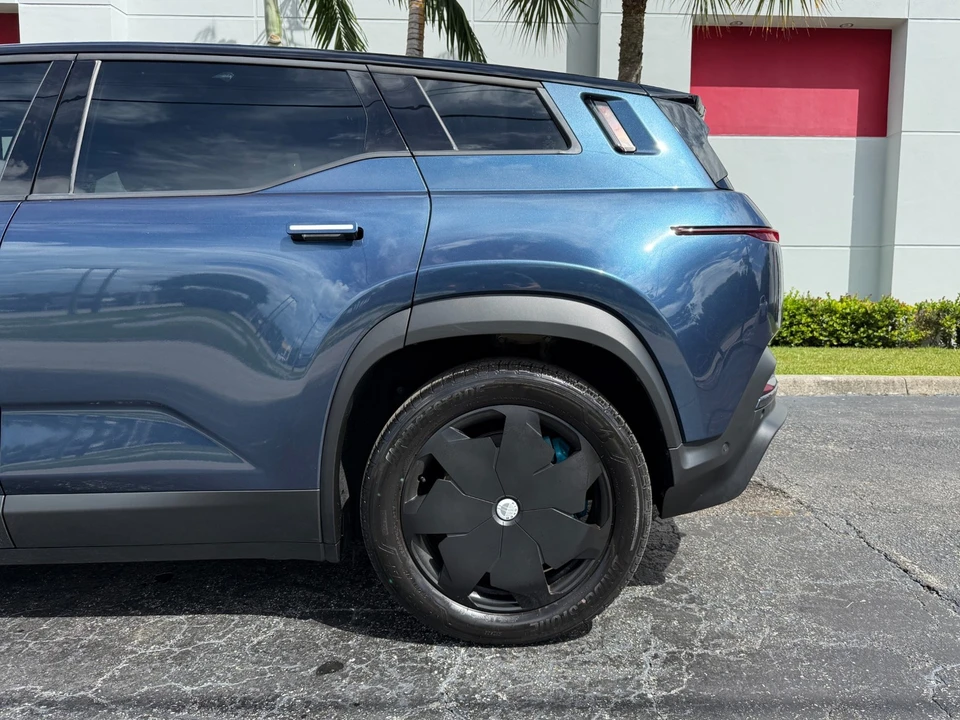 2023 Fisker Ocean - Image 12 of 21