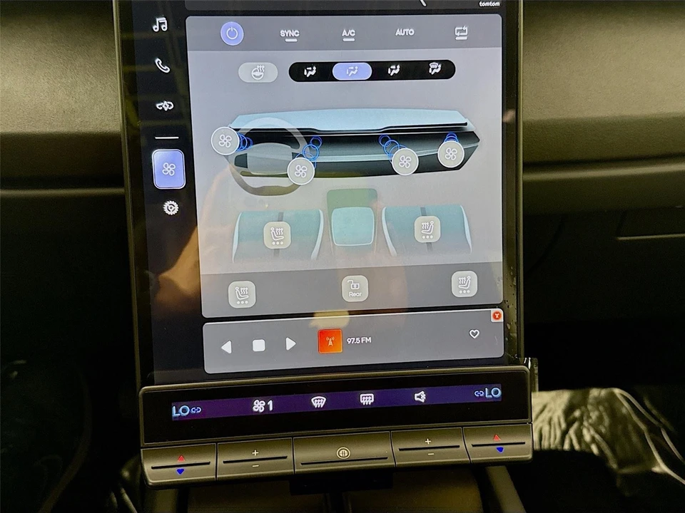 2023 Fisker Ocean - Image 15 of 21