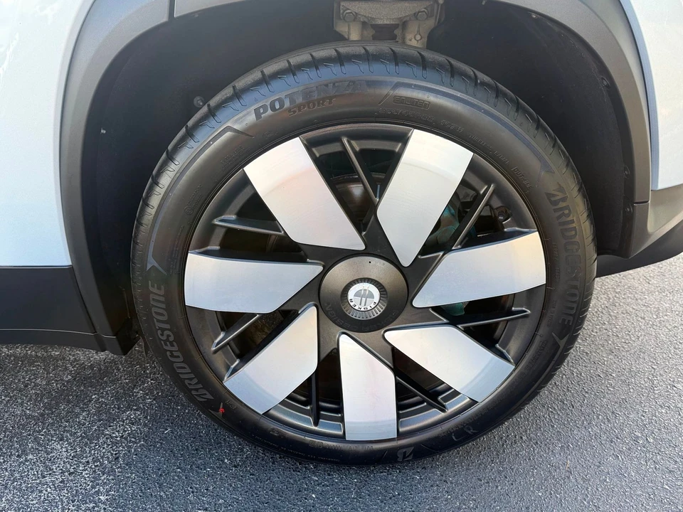 2023 Fisker Ocean - Image 11 of 12