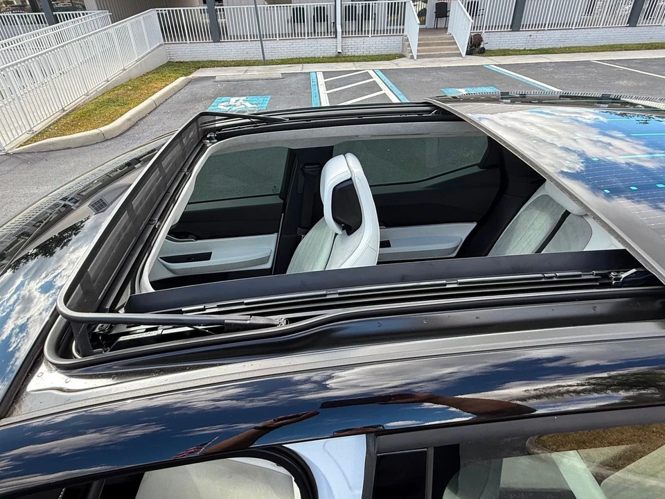 2023 Fisker Ocean - Image 9 of 12