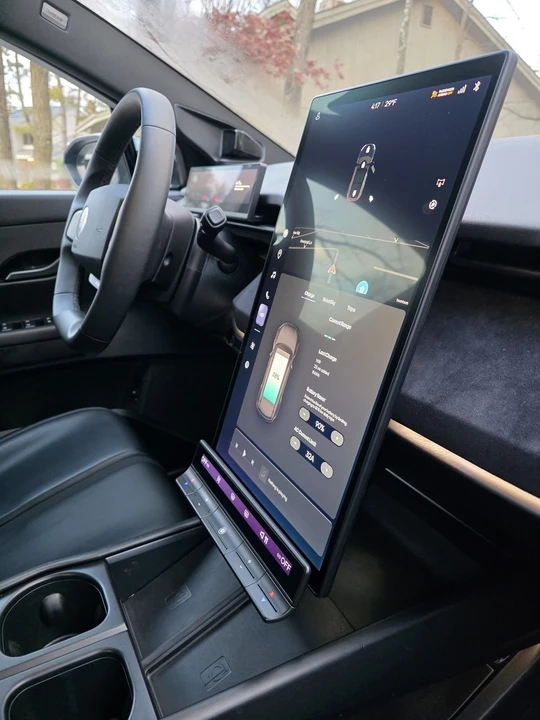 2023 Fisker Ocean - Image 11 of 16