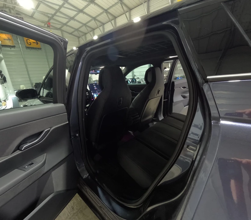 2023 Fisker Ocean - Image 5 of 21