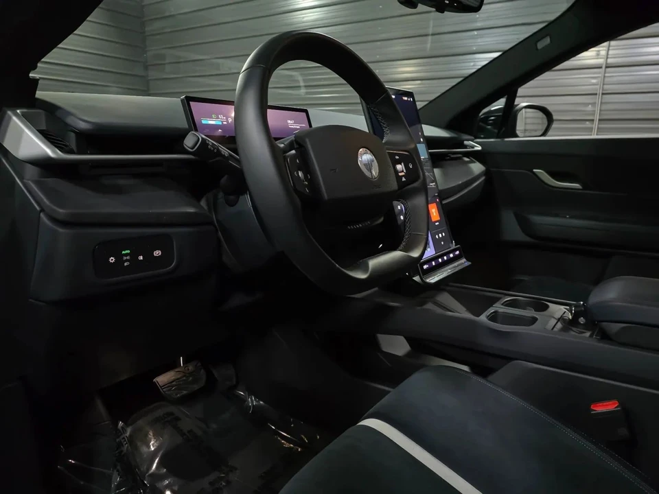 2023 Fisker Ocean - Image 10 of 12