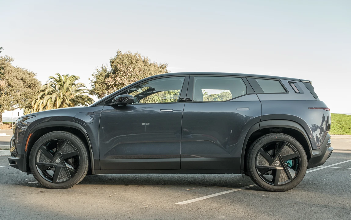 2023 Fisker Ocean - Image 5 of 31