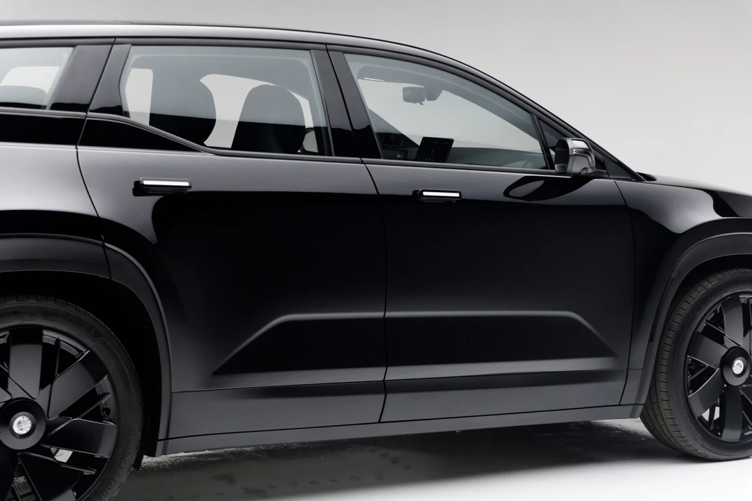 2023 Fisker Ocean - Image 18 of 31