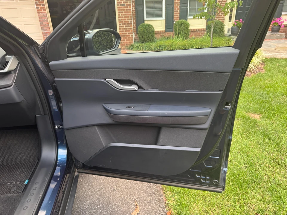 2023 Fisker Ocean - Image 29 of 31