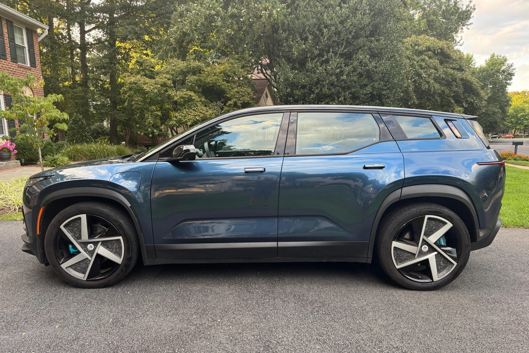 2023 Fisker Ocean - Image 3 of 31