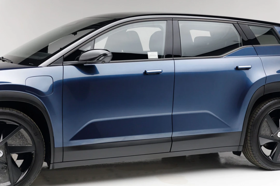 2023 Fisker Ocean - Image 18 of 31