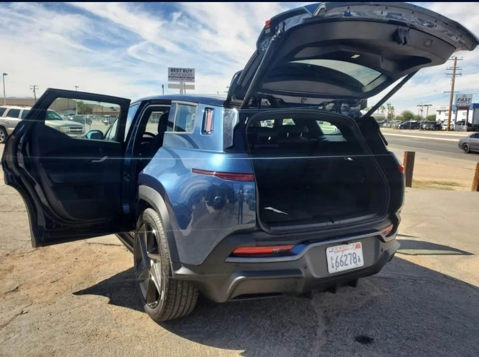2023 Fisker - Image 9 of 12