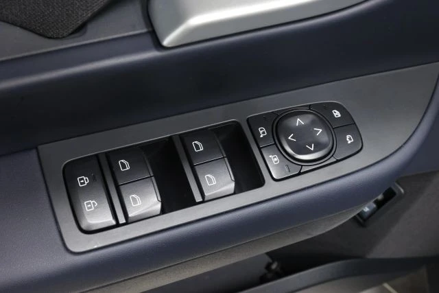 2023 Fisker Ocean - Image 9 of 12