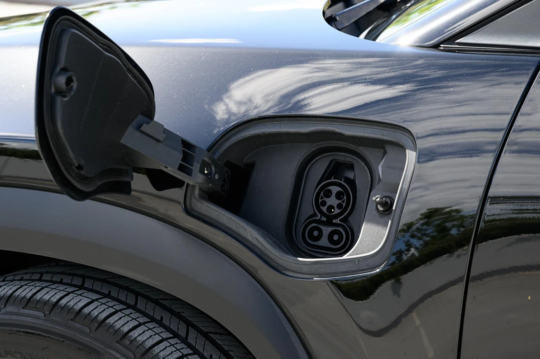 2023 Fisker Ocean - Image 30 of 31