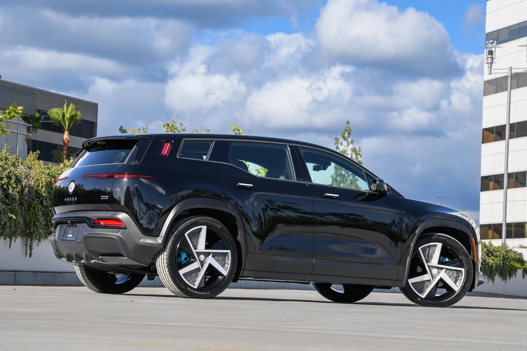2023 Fisker Ocean - Image 17 of 31