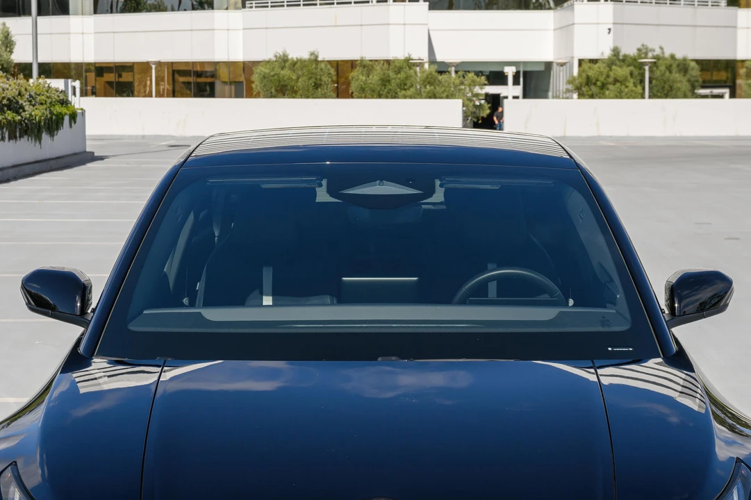 2023 Fisker Ocean - Image 23 of 31