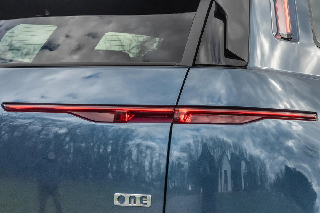 2023 Fisker Ocean - Image 25 of 31