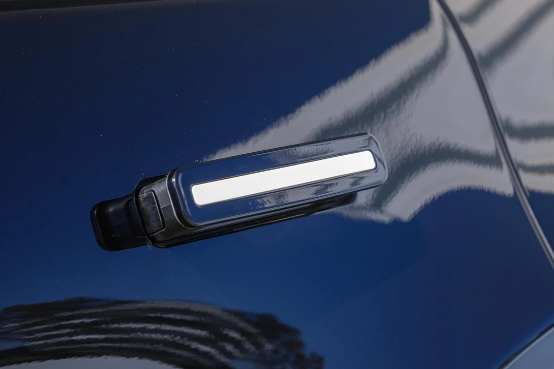 2023 Fisker Ocean - Image 27 of 31