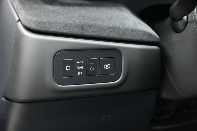 2023 Fisker Ocean - Image 21 of 21