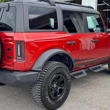 2023 Ford Bronco Base 4WD
