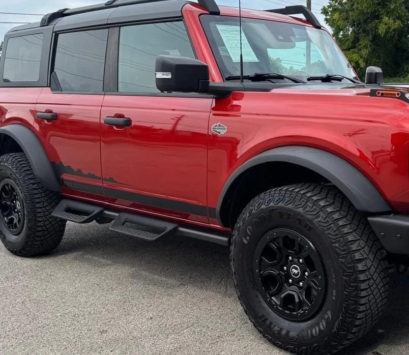 2023 Ford Bronco 6th Gen - Image 2 of 8