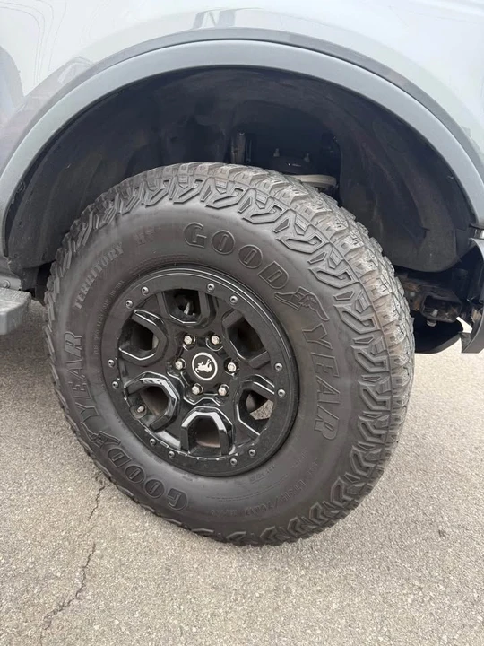 2023 Ford Bronco 6th Gen - Image 4 of 16