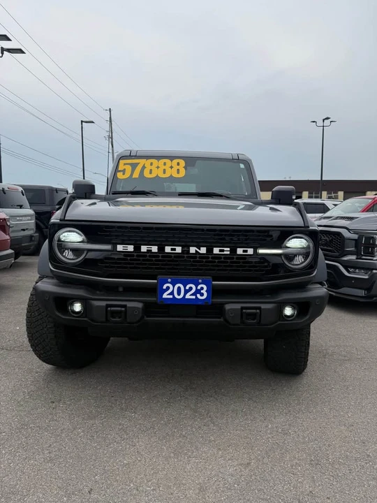2023 Ford Bronco 6th Gen - Image 2 of 16