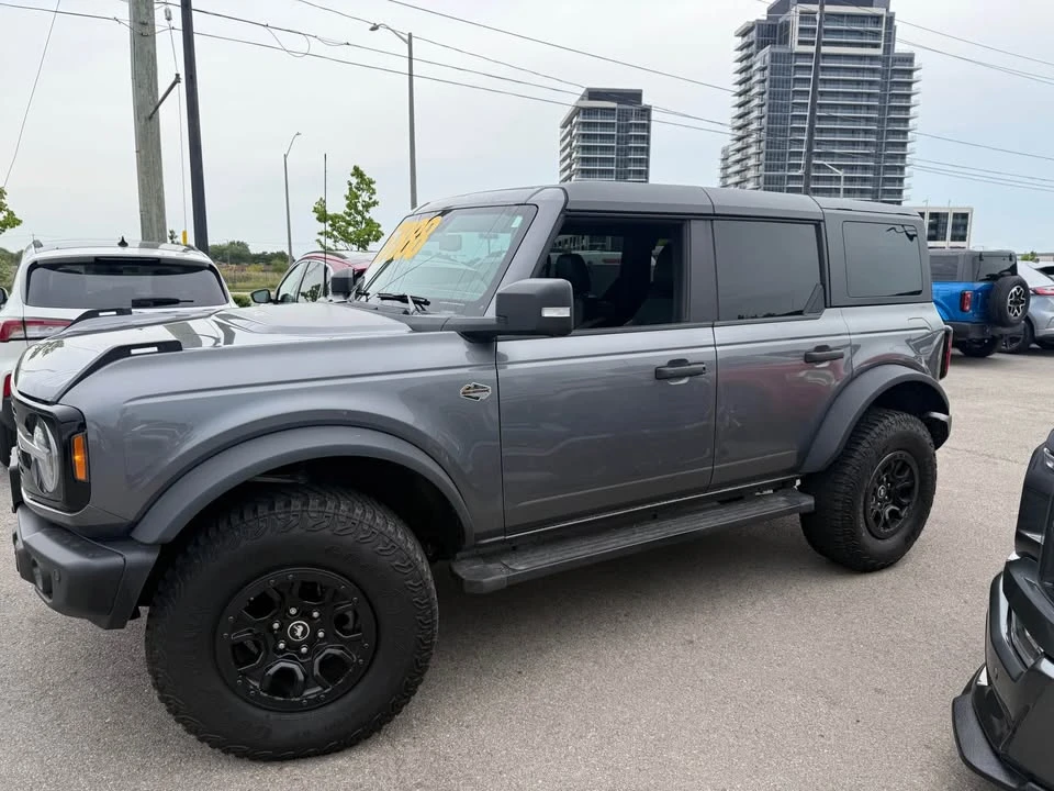 2023 Ford Bronco 6th Gen - Image 9 of 16