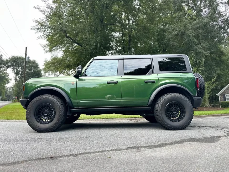2023 Ford Bronco 6th Gen - Image 5 of 8