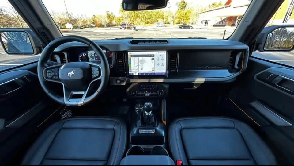 2023 Ford Bronco 6th Gen - Image 7 of 8