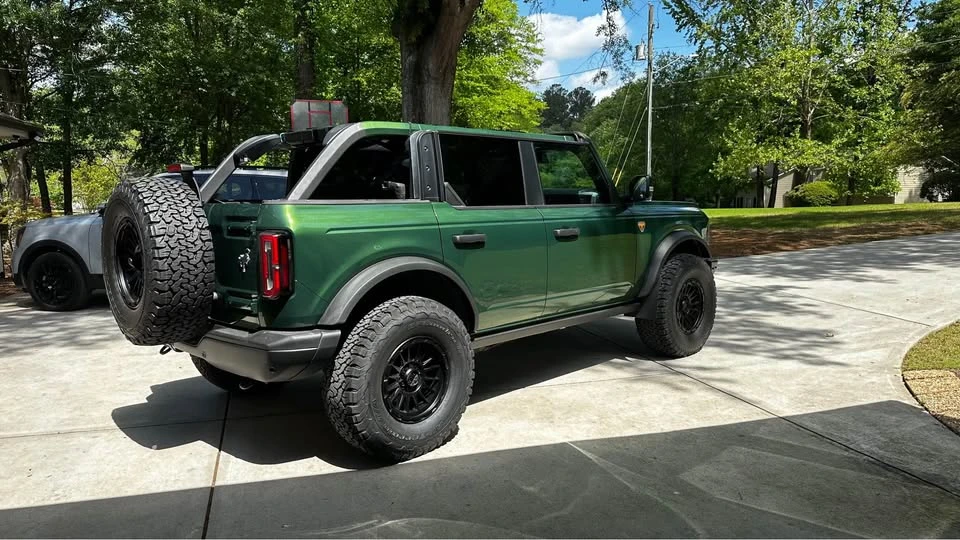 2023 Ford Bronco 6th Gen - Image 2 of 8