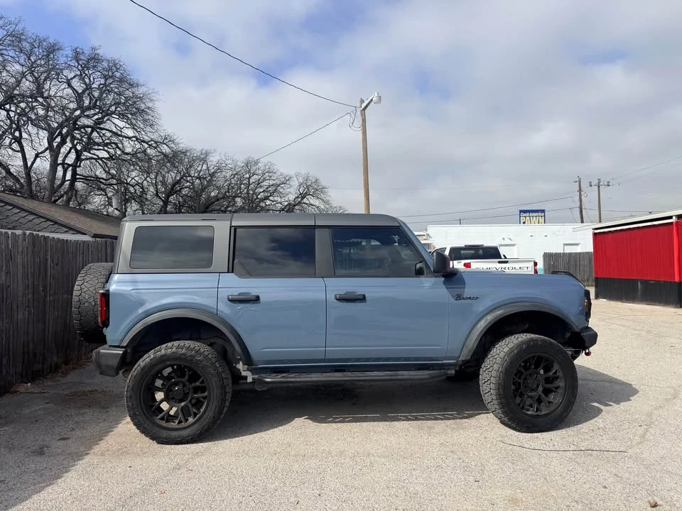 2023 Ford Bronco 6th Gen - Image 3 of 17