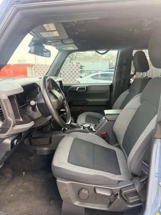 2023 Ford Bronco 6th Gen - Image 15 of 17