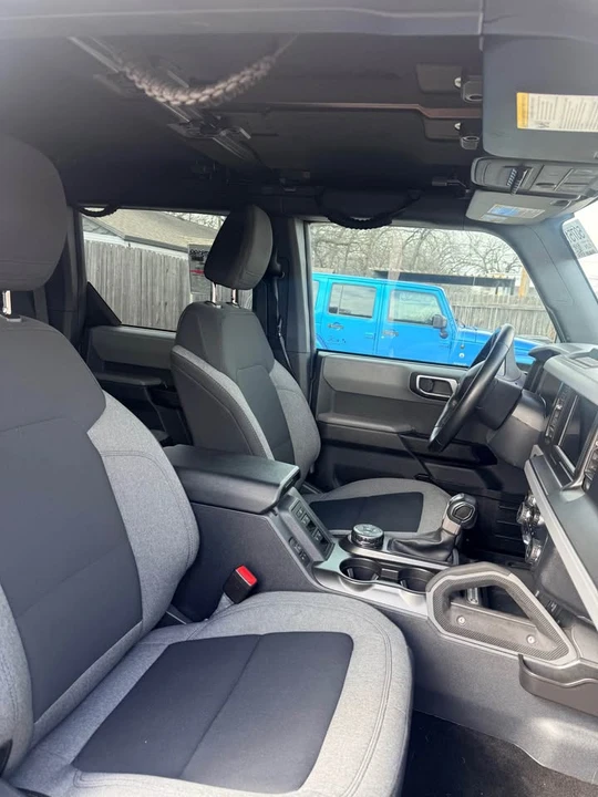 2023 Ford Bronco 6th Gen - Image 10 of 17