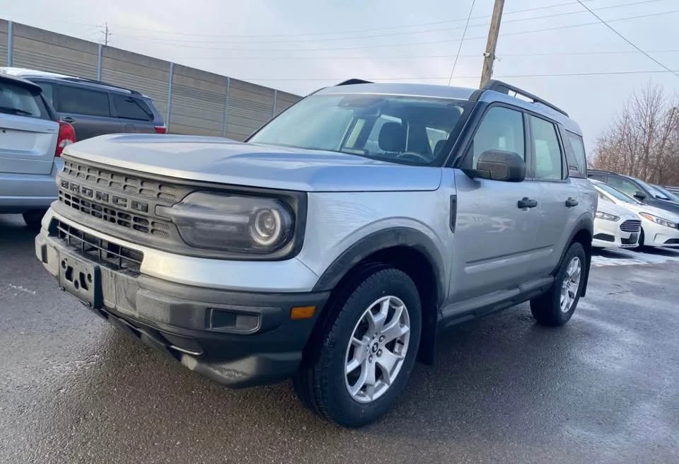 2023 Ford Bronco 6th Gen - Image 5 of 12