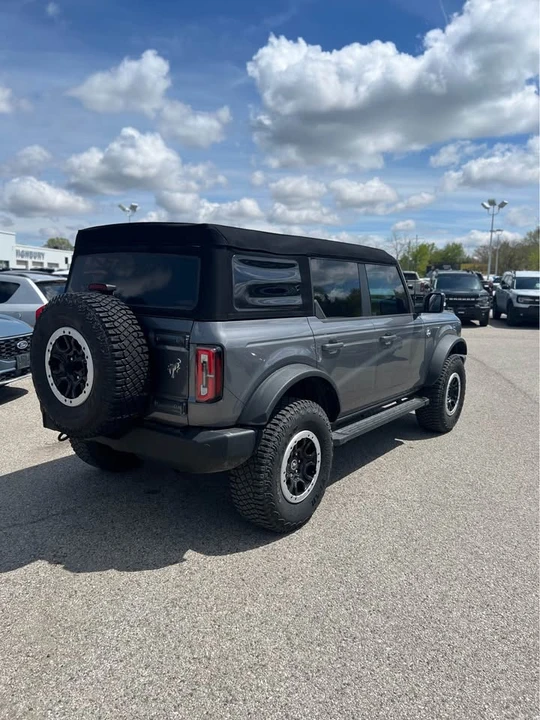 2023 Ford Bronco 6th Gen - Image 4 of 13