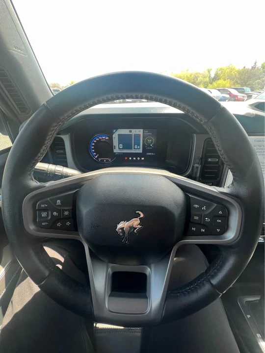 2023 Ford Bronco 6th Gen - Image 11 of 13