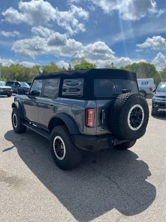 2023 Ford Bronco 6th Gen - Image 6 of 13
