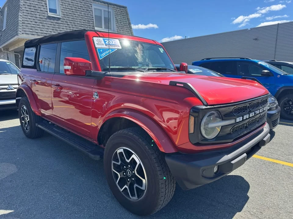 2023 Ford Bronco 6th Gen - Image 5 of 10