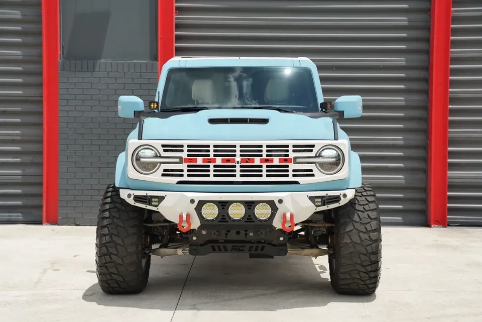 2023 Ford Bronco 6th Gen - Image 3 of 14