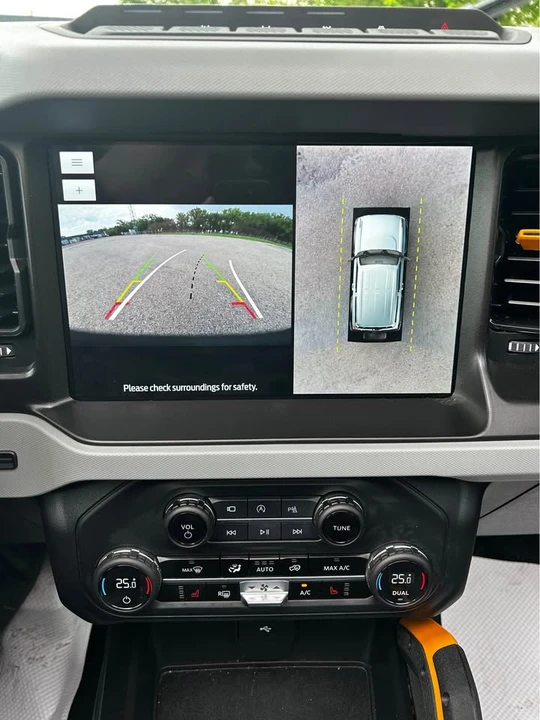 2023 Ford Bronco 6th Gen - Image 16 of 20